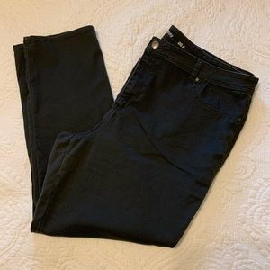Avenue Denim Skinny Jeans